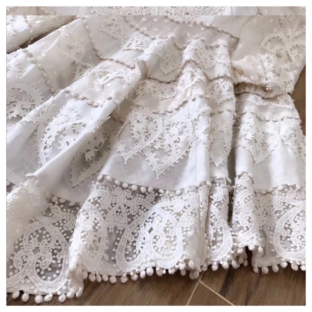 ❤️ Handmade Layered Lace Gorgeous Dress - Picture 3 of 7